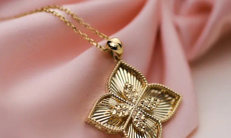 Nature & Animal Themed Jewellery: Meaning and Style Guide