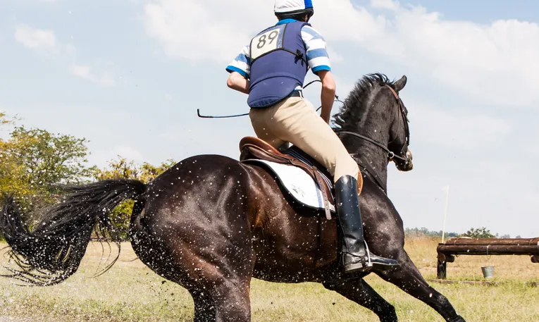 Riding Boots for Women: A Complete Style and Fit Guide